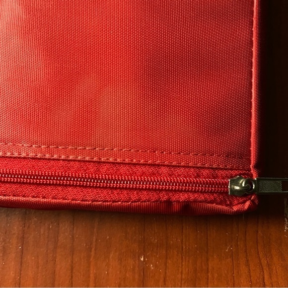 Ohio Buckeye Red Bench Seat Zip Pockets Handle For Caring - Picture 2 of 7